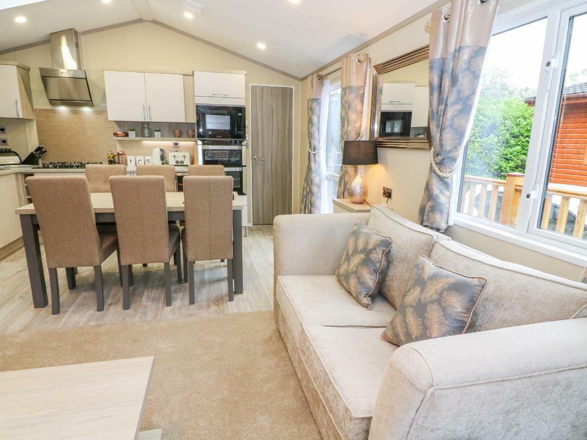 Luca'S Lodge Windermere Eksteriør billede